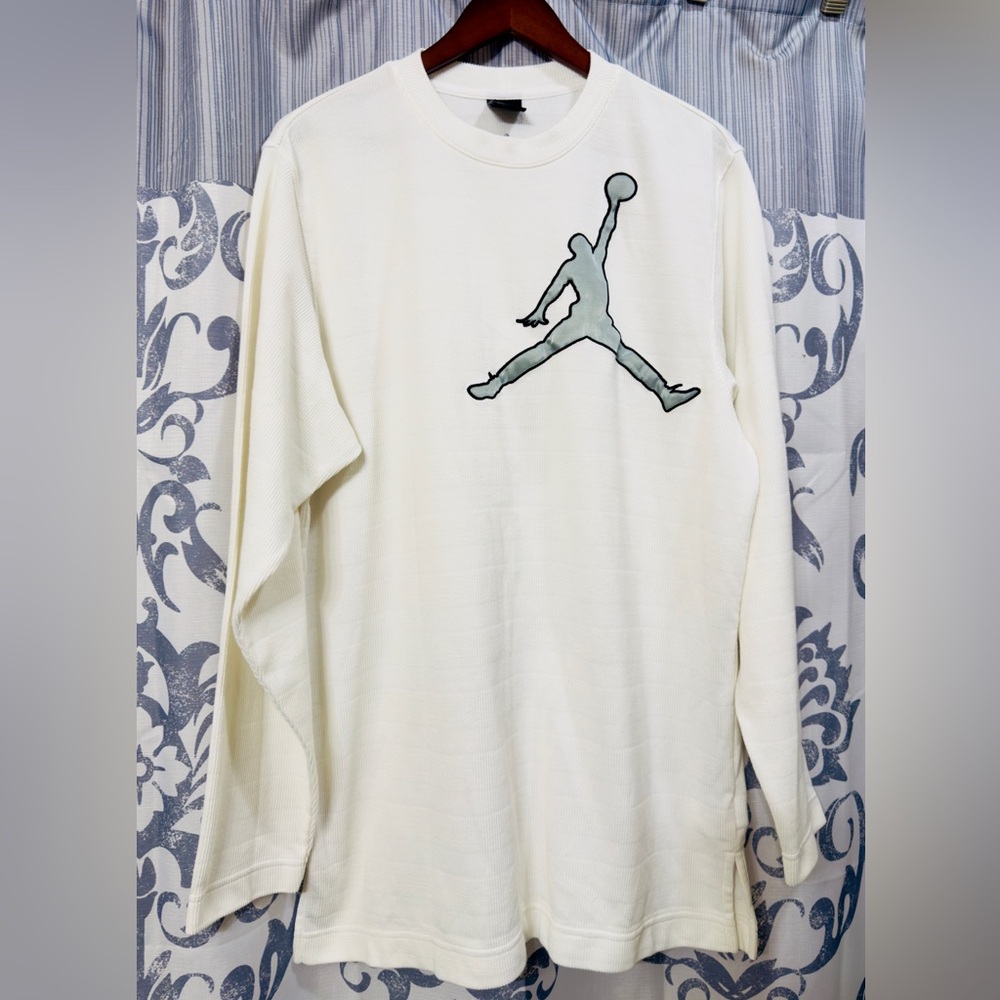 Air Jordan Men's Long Sleeve Sport Graphic T-Shirt White/Black‎ Sz Large EUC